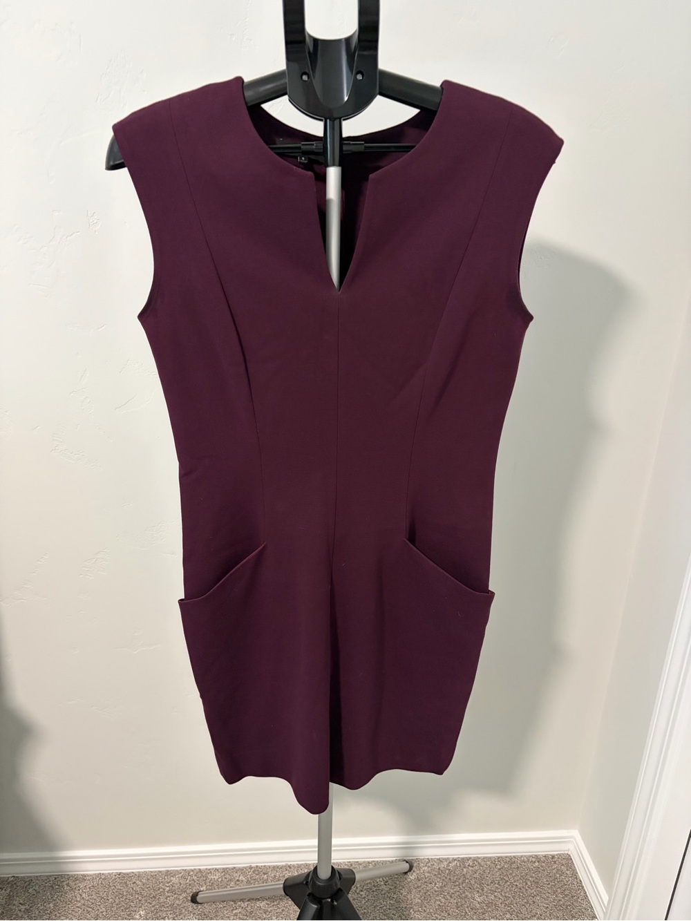 Lafayette 148 New York Sleeveless Plum Mini Dress Size 6